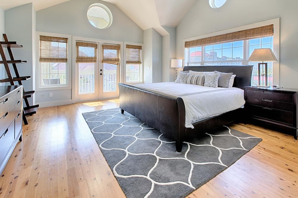 Floridays S Shipwatch