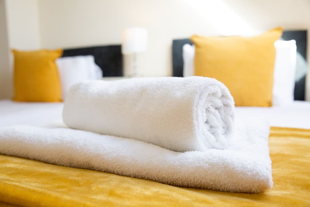 Velvet 2-bedroom Apartment Clock House - Hoddesdon