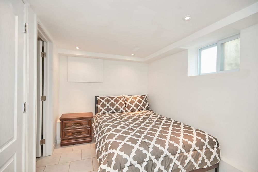 Magnificent Stay by The Falls