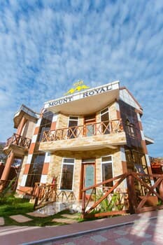 Mount Royal Villa Hotel