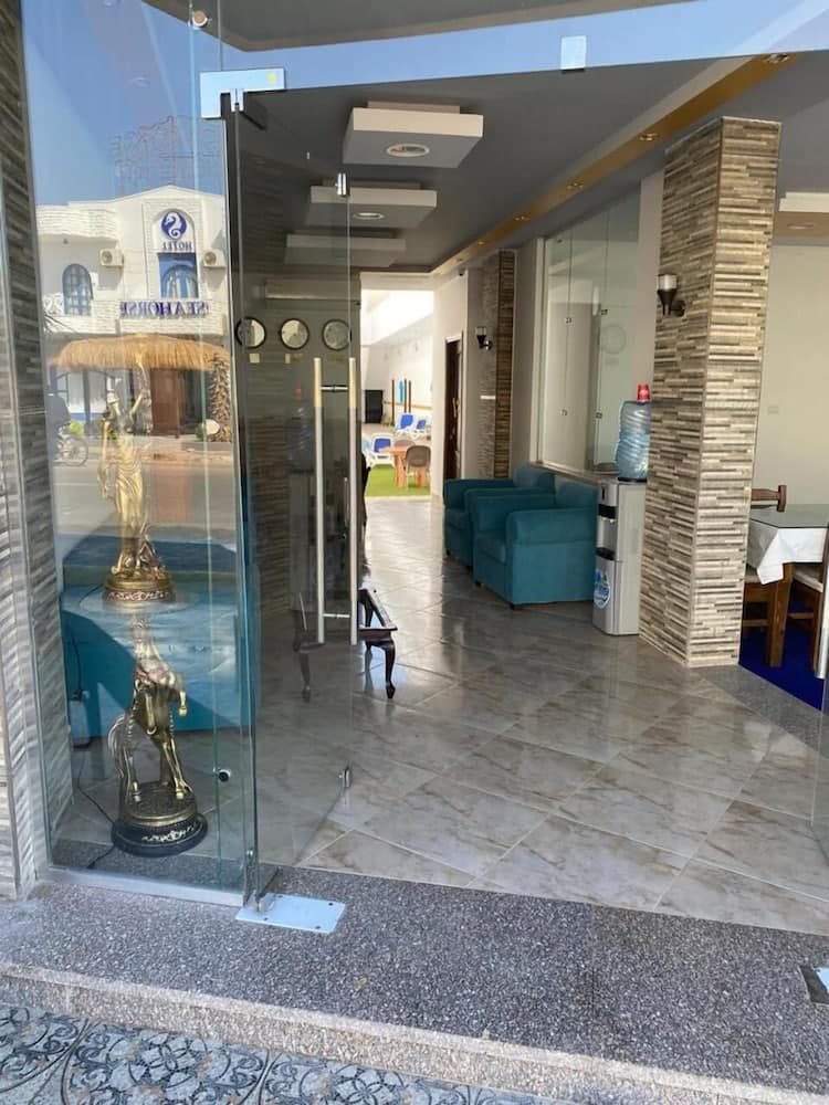 Golden Plaza Dahab Resort