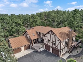 5BR Poe Manor Entertain,hot Tub+has Everything!