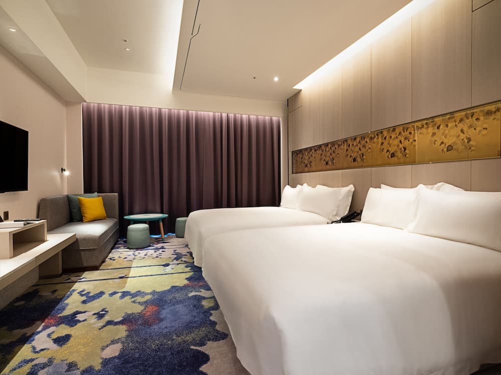 Fame Hall Garden Hotel