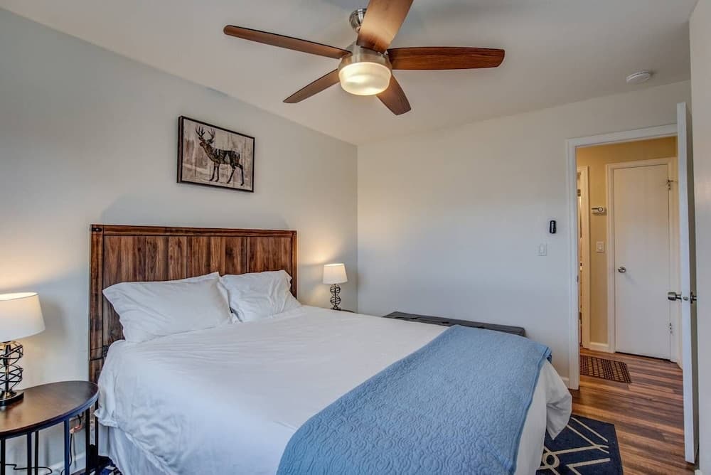 Pikes Peak Views Usaf Academy Dog-friendly