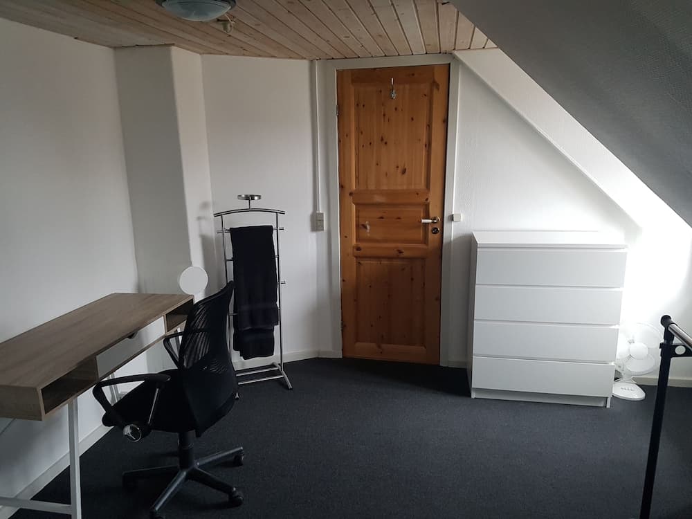 MS Svend Nakskov Apartments