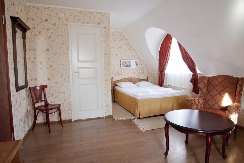 Saka Cliff Hotel & SPA