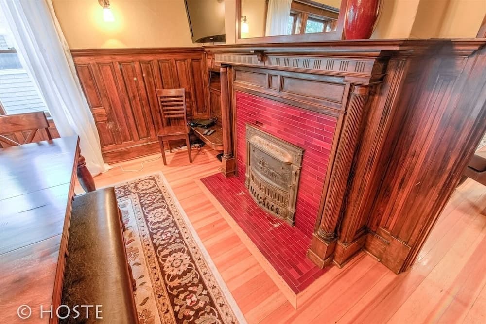 4brvictorian Mansionjust North of Downtown