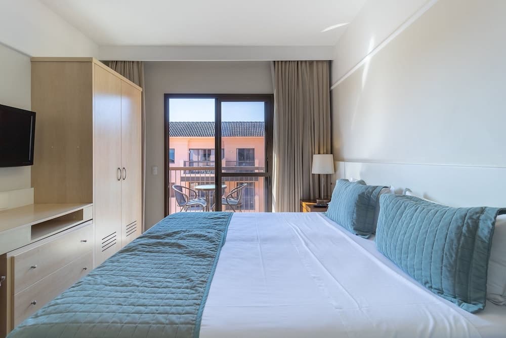 Estúdios Modernos em Resort pé na areia - Jurerê Beach Village JBVJR