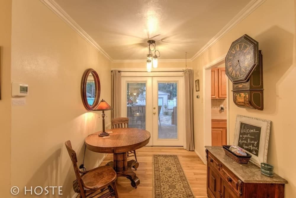 2Br Relax Lovely Home With Fairytale Garden