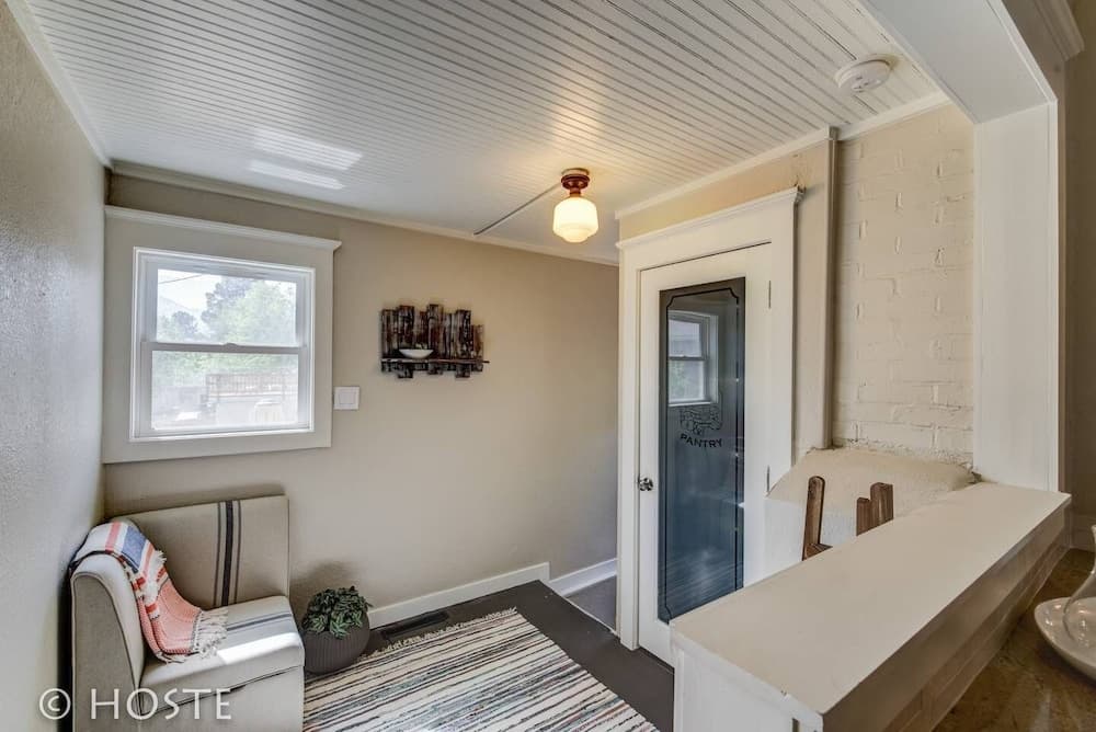 1910 Mountain View, Fire pit + Roof Deck, Downtown