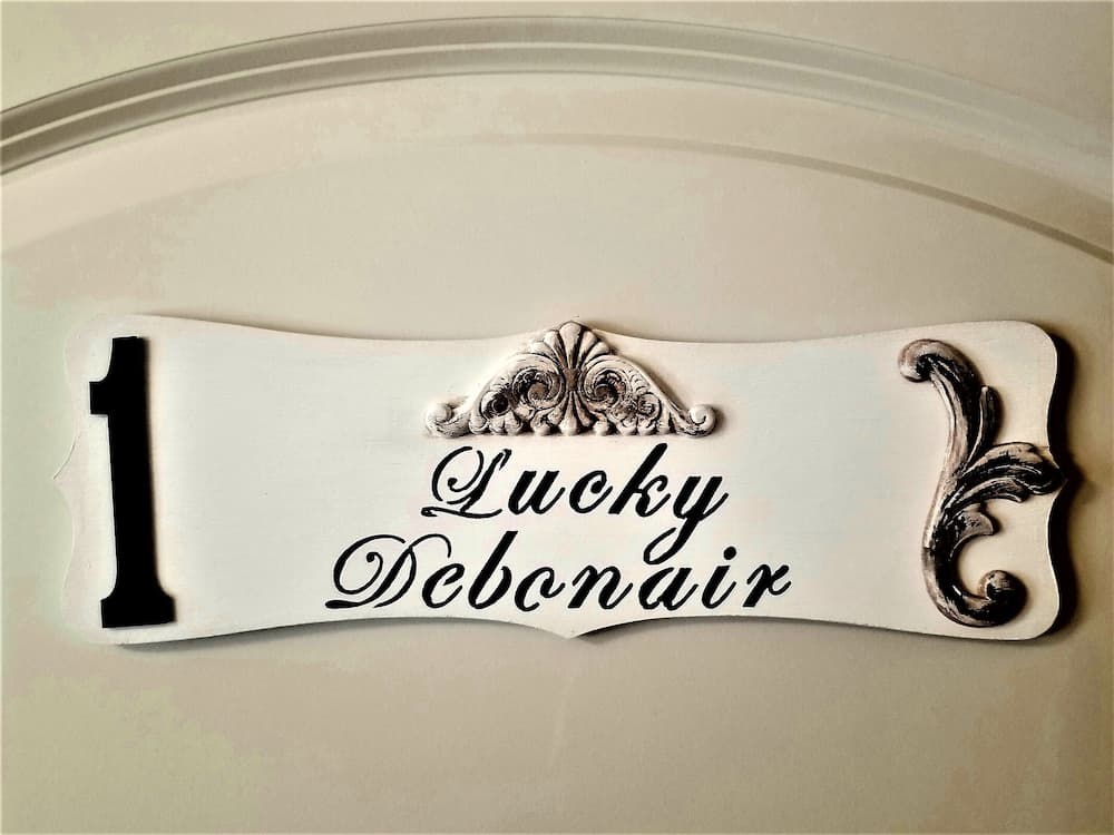 Peak Valley Manor, a Modern Farmhouse