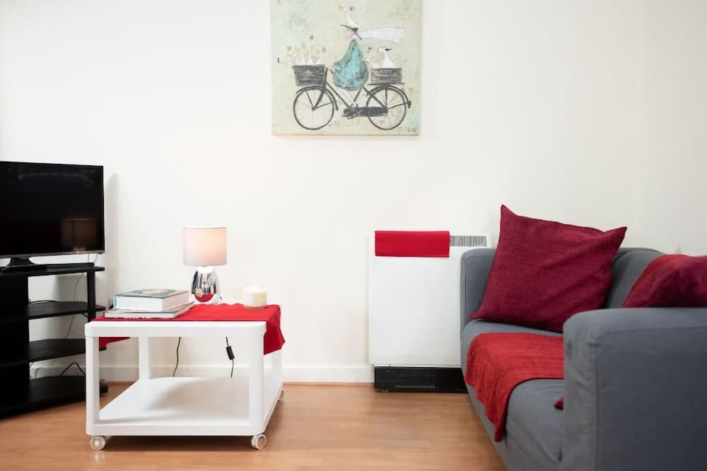 Cosy Central Apartment