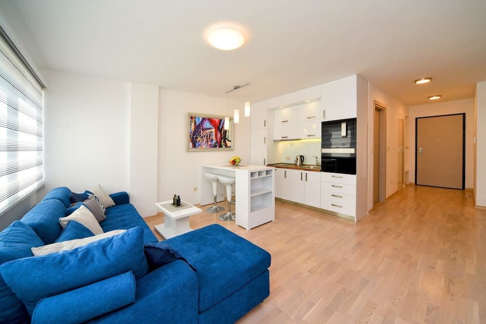 Lux Beach Apartments