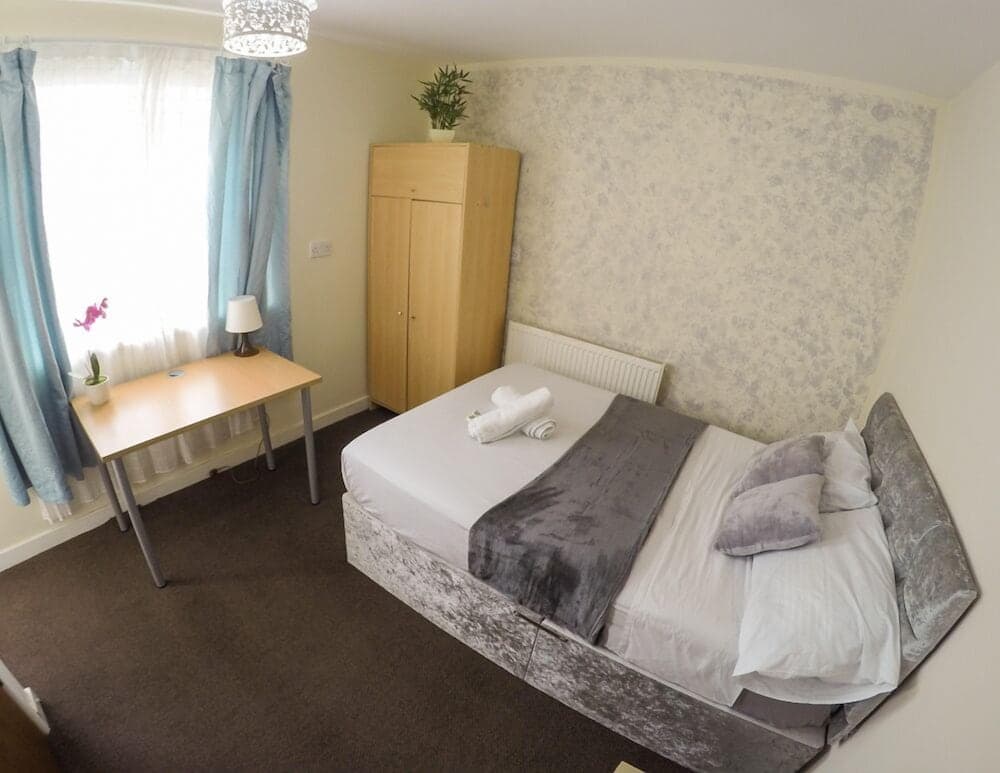 Donnington Bridge Road Rooms