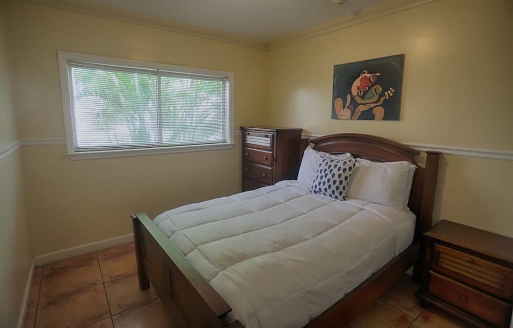 Spacious & Conveniently Located Miami Airport Home