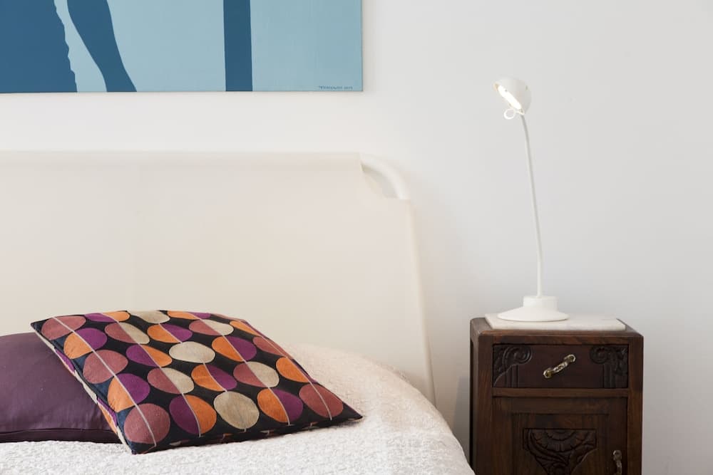 ALTIDO Classic 3BR home w/workspace in Chiado, 2mins from Baixa-Chiado subway