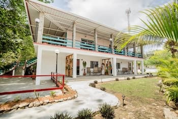 Falling Leaves Lodge