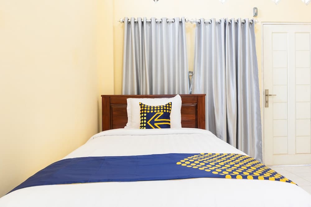 SPOT ON 2063 Bethania Residence