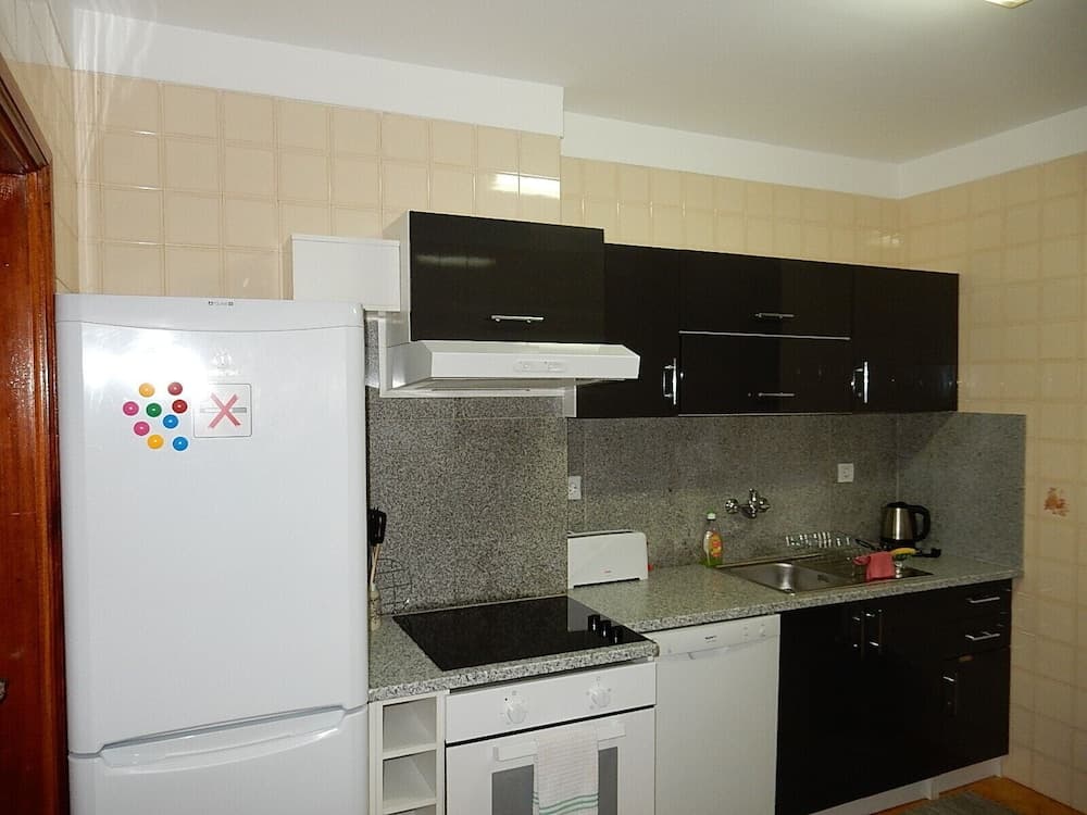 Praceta Almeida Garrett Apartment