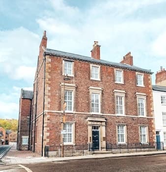 The Villiers at 52 Old Elvet