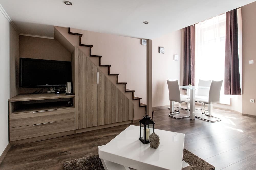 Kazinczy 12 Apartment