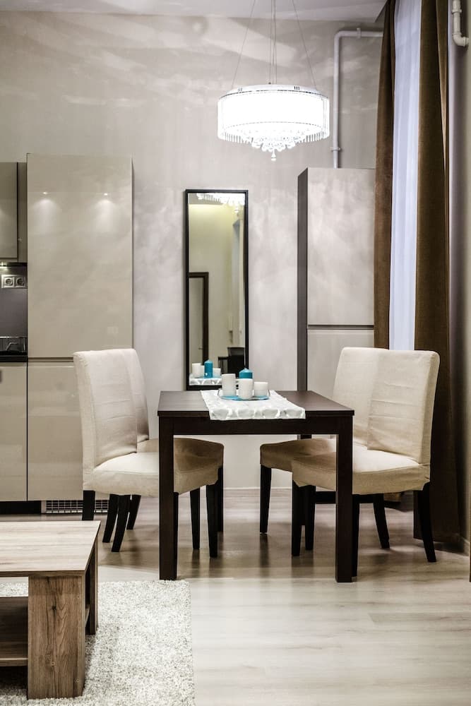 Klauzal 10 Apartment