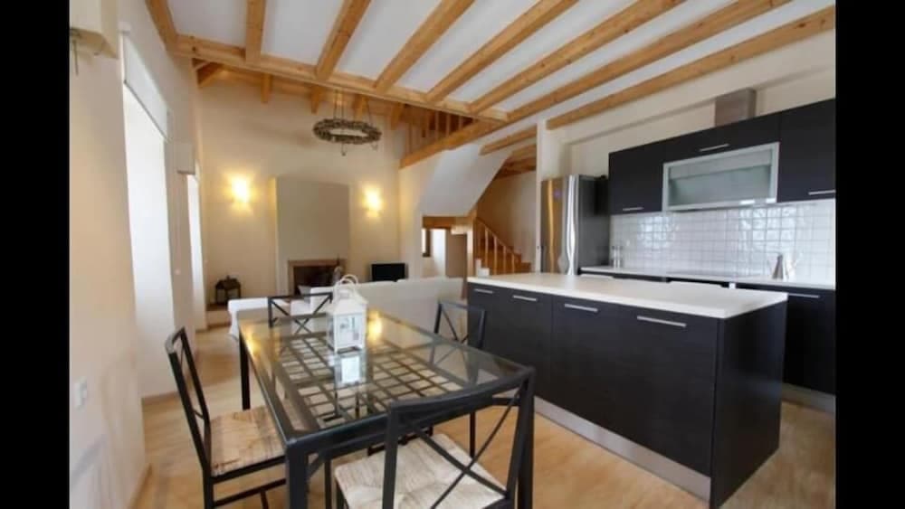 Anelina Paxos Residences - Anezina's Apartment