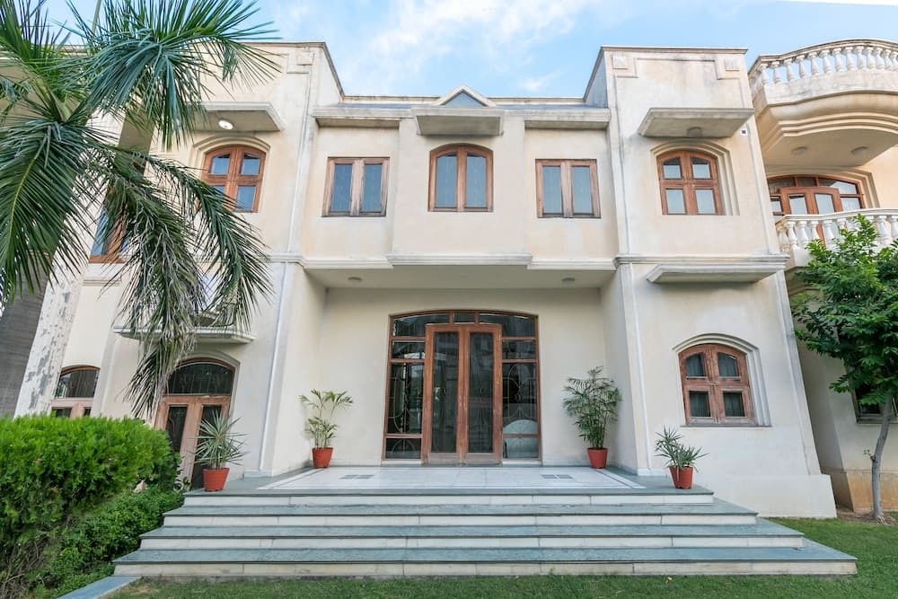 Krishnalaya Mansion By Vista Rooms