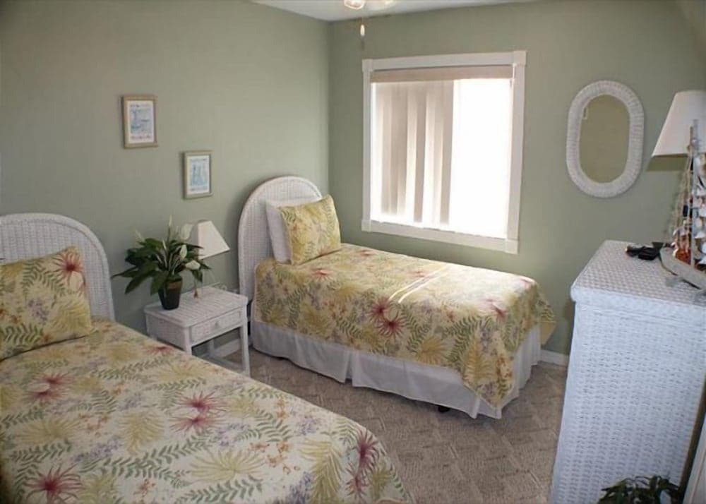 Ocean View Condo, Steps To The Beach - Summerhouse 342