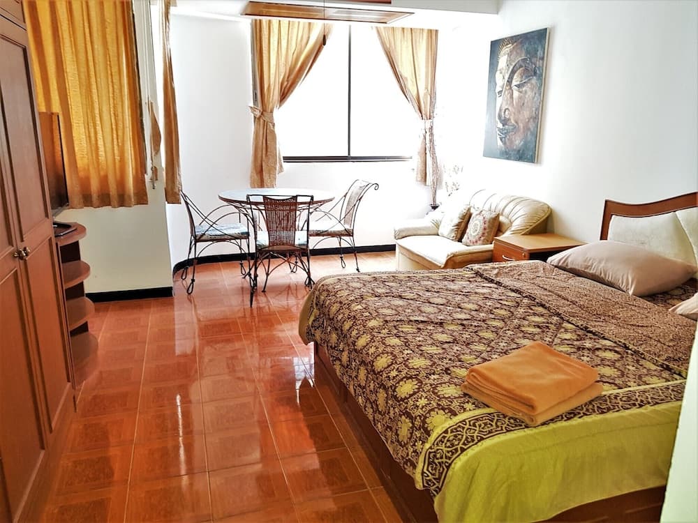 Thepthip Mansion Pratumak