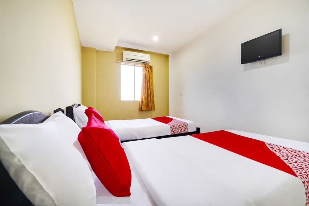 Oyo 44058 Motel Sre Bayam