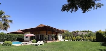 Villa TR08 by JoyLettings