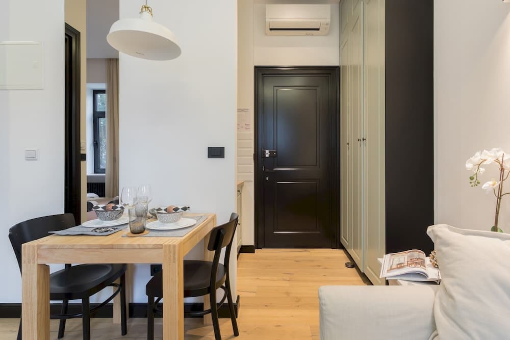 Modern studio apt near Croatian National Theater