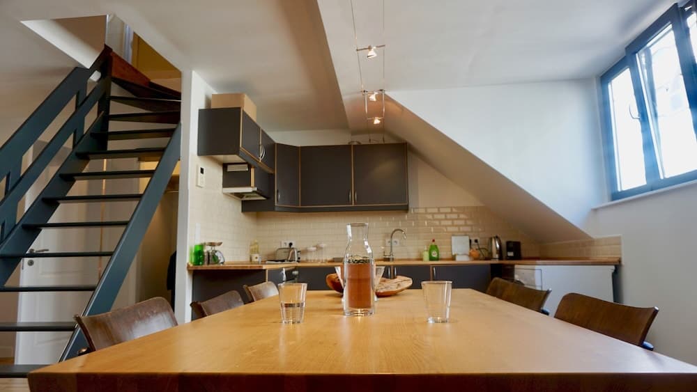 Unit 8 - Charming Loft Apt. Near Avenue Louise