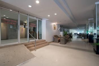 Patong Beach Gardens - Pool, Fast Wifi, Smart TVs