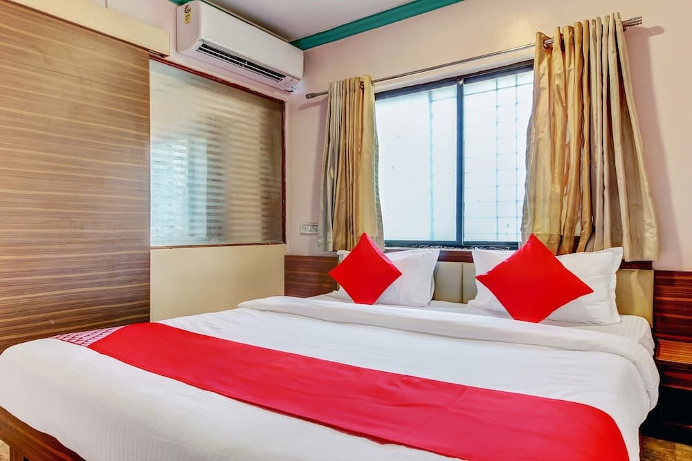 OYO 40635 Hotel Shloka