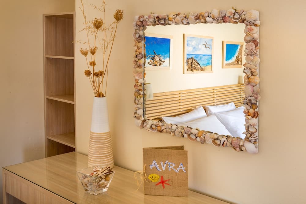 Avra Apartments