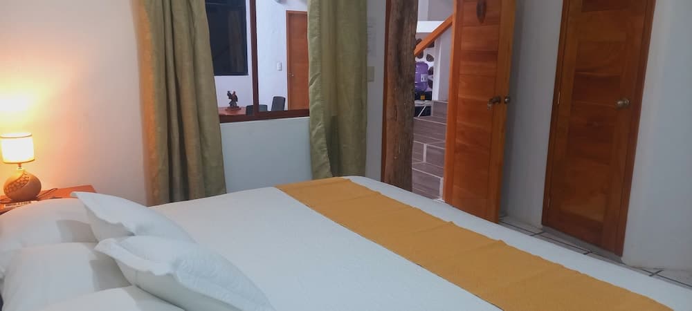 El Bambú Galápagos