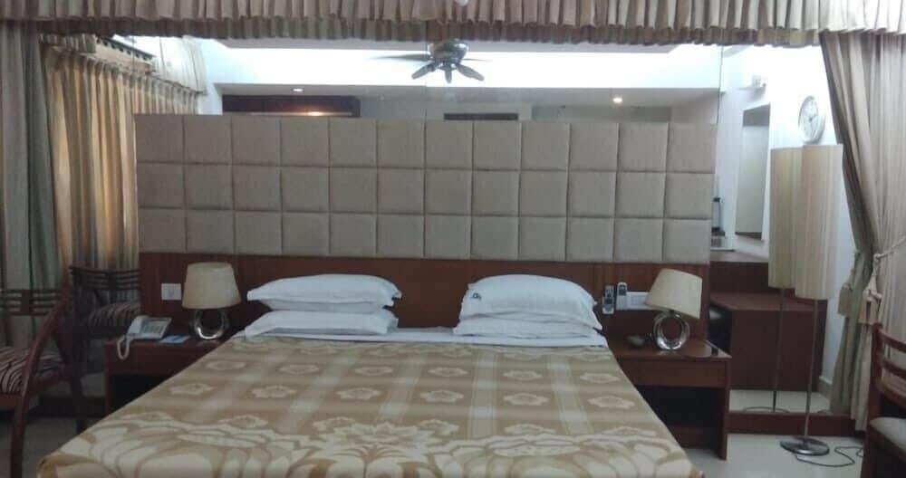 Hotel Shivam International