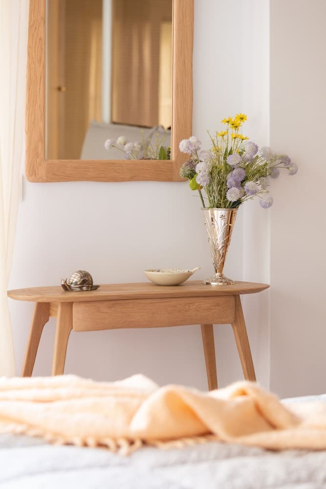 A short walk to Syntagma and Plaka