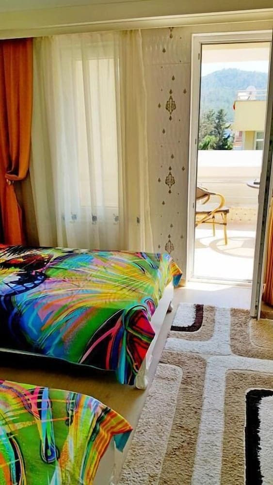 Ray Sultan Homes Classic