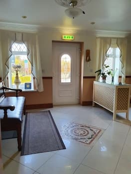 Golden Dawn Guesthouse