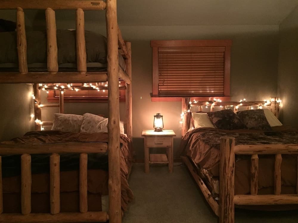 River Rock Mountain Cabin