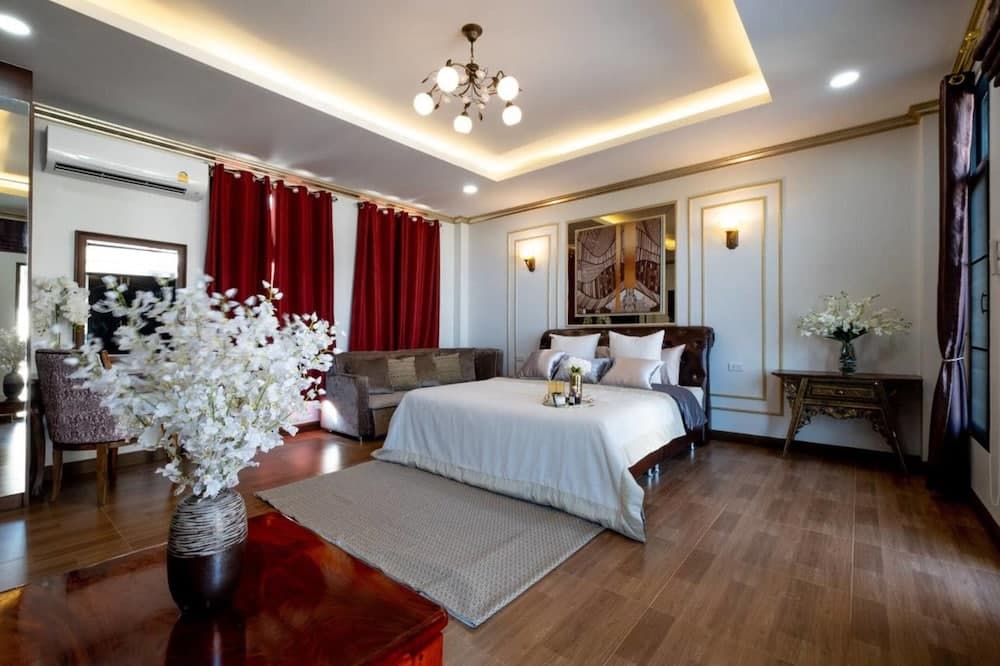 Lanna Kamin Pool Villa Airport