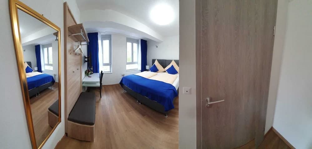 Stadthotel am Adenauerplatz