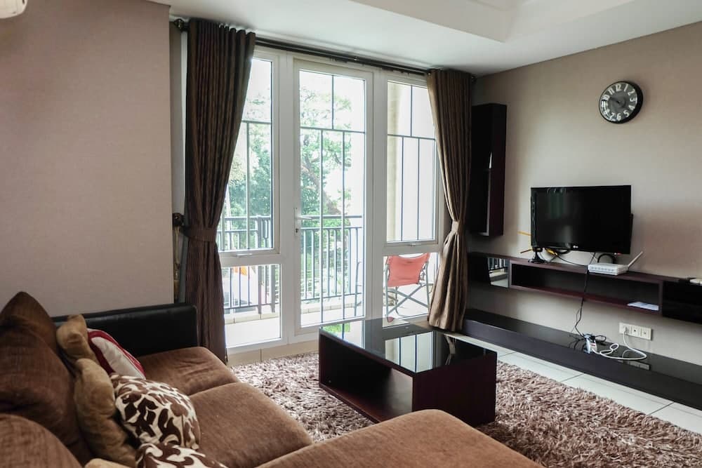 Spacious 1BR Apartment at 1 @ Cik Ditiro Apartment