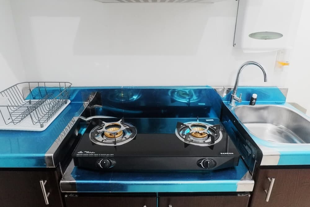 Easy Access Studio Apartment at Anderson Tower Supermall Mansion