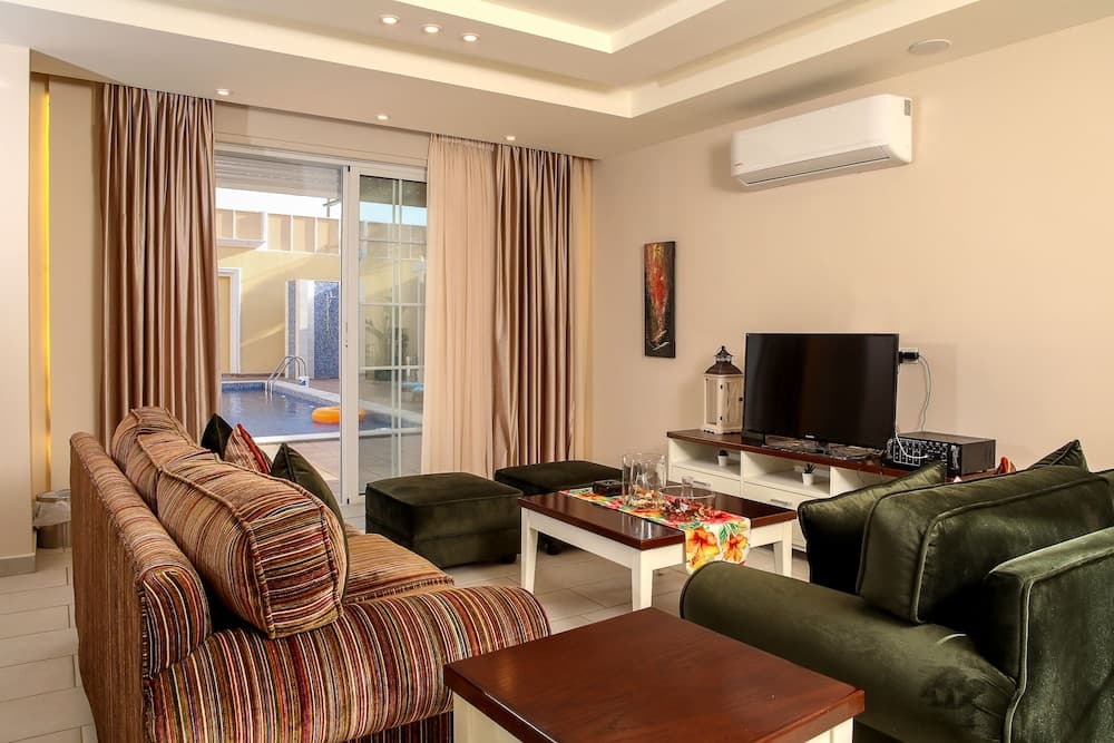 Villa Naya Branch 4 Andalusia