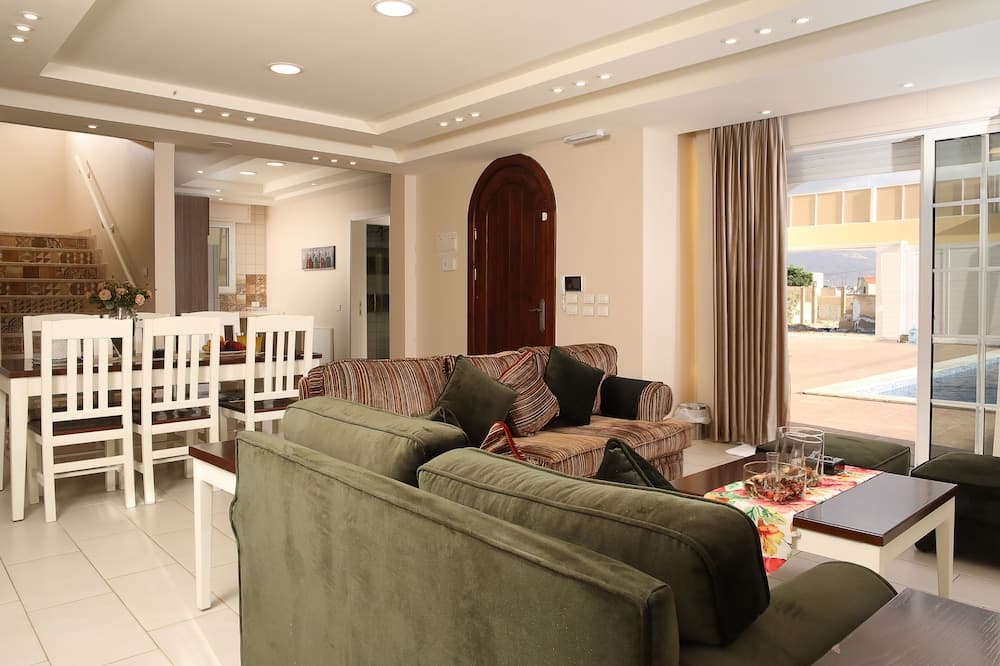 Villa Naya Branch 4 Andalusia