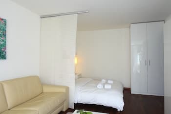 Stylish with Amazing Natural Light & Pocket WIFI